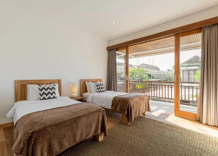 Villa Lumut 3 Bedrooms