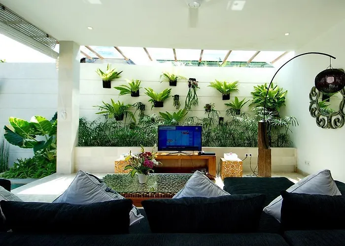 Lumut 3 Bedrooms Villa Seminyak (Bali)